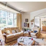 5 Double Bedroom House